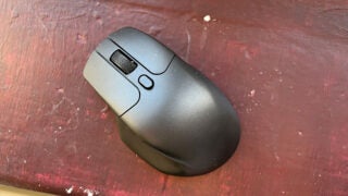 The Keychron M6 mouse seen from above.